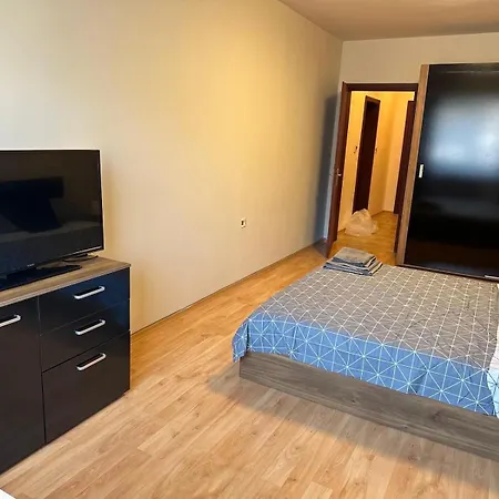 Nice, Spacious And Cozy * Sofia